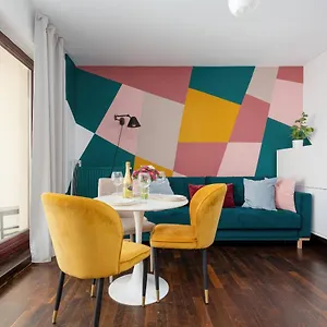 On Wspólna Str. By Renters Apartament